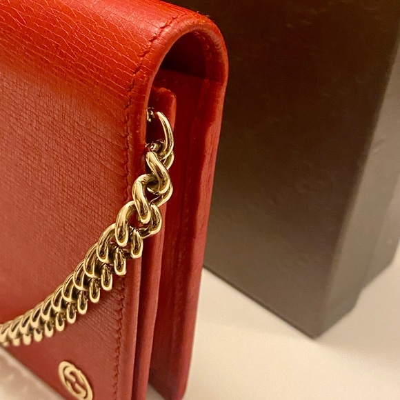 Gucci Wallet on a Chain - Picture 8 of 15